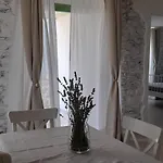 Ape Bianca - Lavanda Apartment